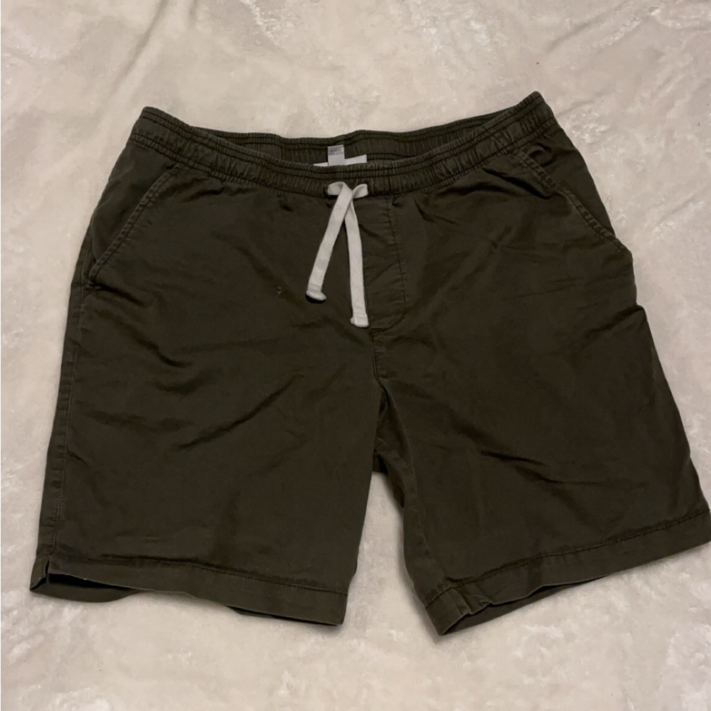 Men's Olive Green Casual Shorts